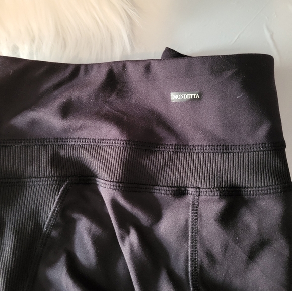 Mondetta leggings Size medium (26) - Picture 6 of 6